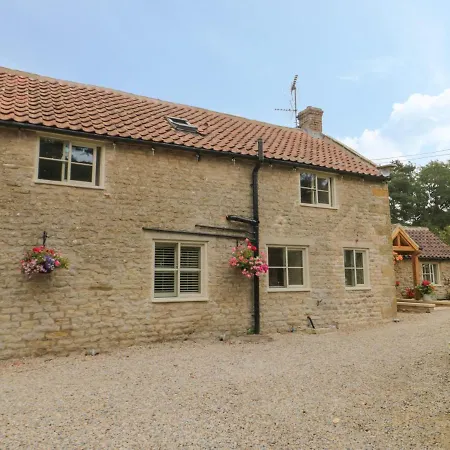 Holiday home The Coach House
