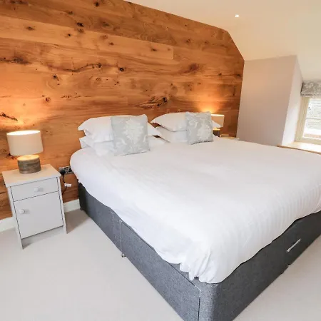 Holiday home The Coach House